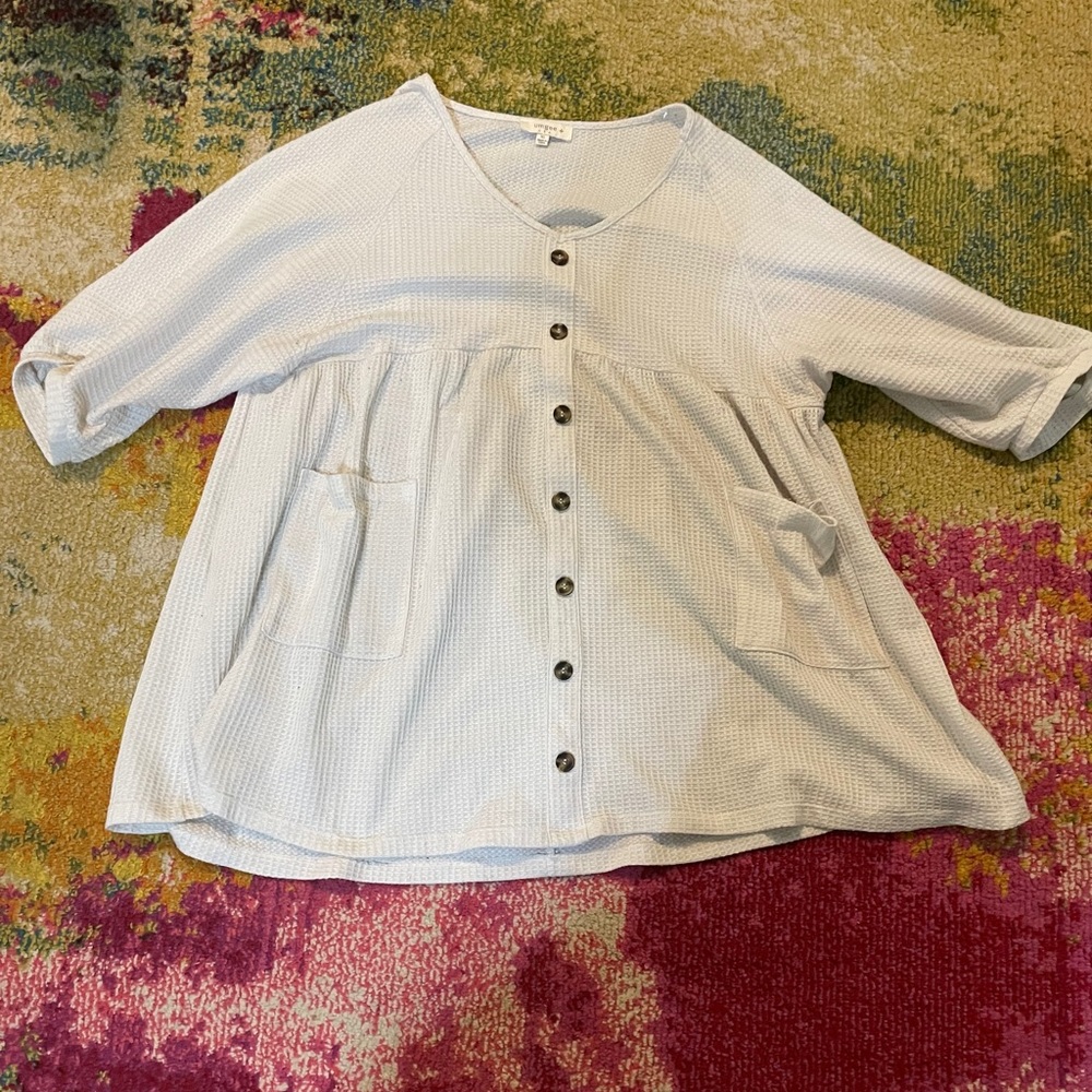 Ungee Cream top!